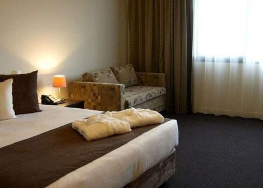 Mantra Melbourne Melton Otel Oda fotoğraf